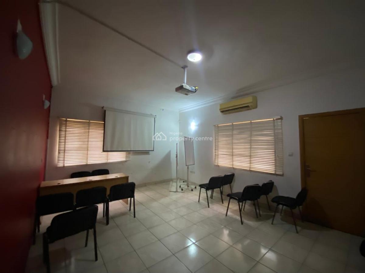 5bedrooms  Semi-detached Duplex and 1rooms Bq, Lekki Phase 1, Lekki, Lagos, Semi-detached Duplex for Rent