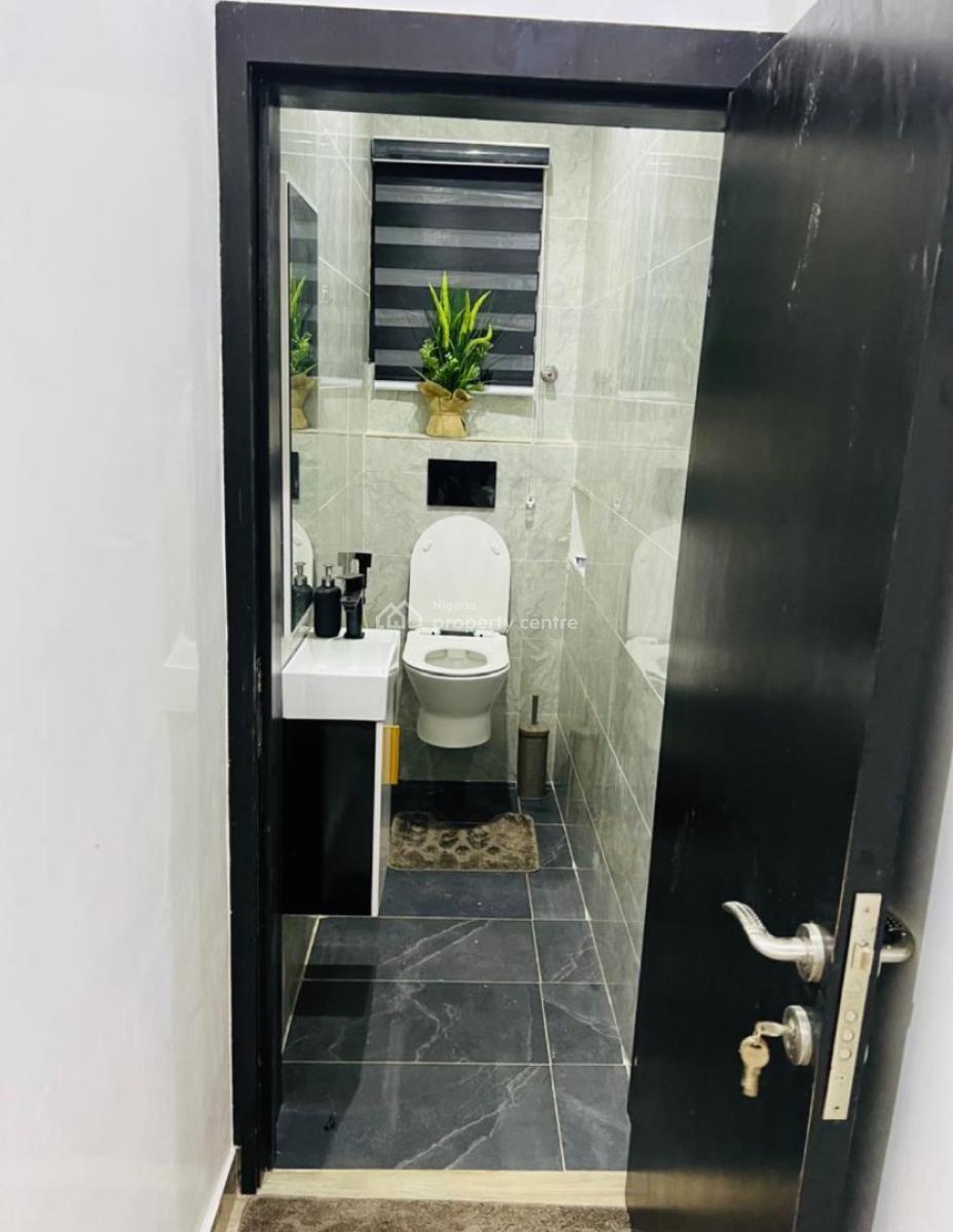 1 Bedroom Apartment, Ugbor Central Gra, Benin, Oredo, Edo, Flat / Apartment Short Let