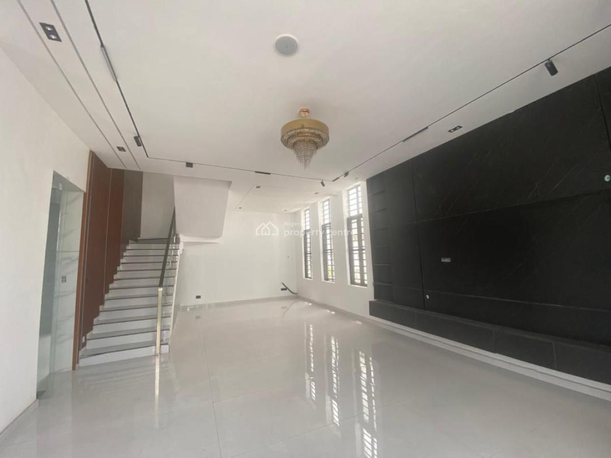 5 Bedroom Fully Detached with Bq, Chevron, Lekki, Lagos, Detached Duplex for Sale