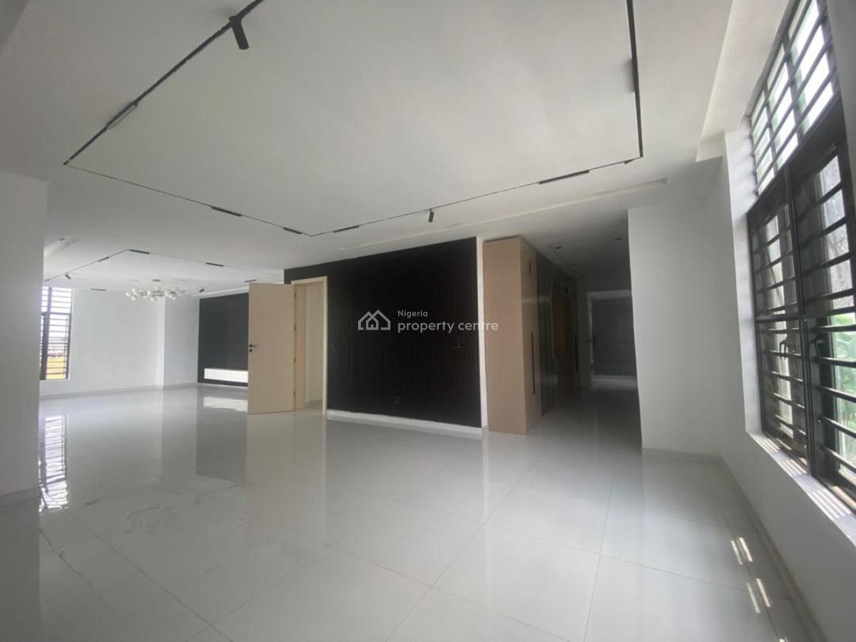 5 Bedroom Fully Detached with Bq, Chevron, Lekki, Lagos, Detached Duplex for Sale