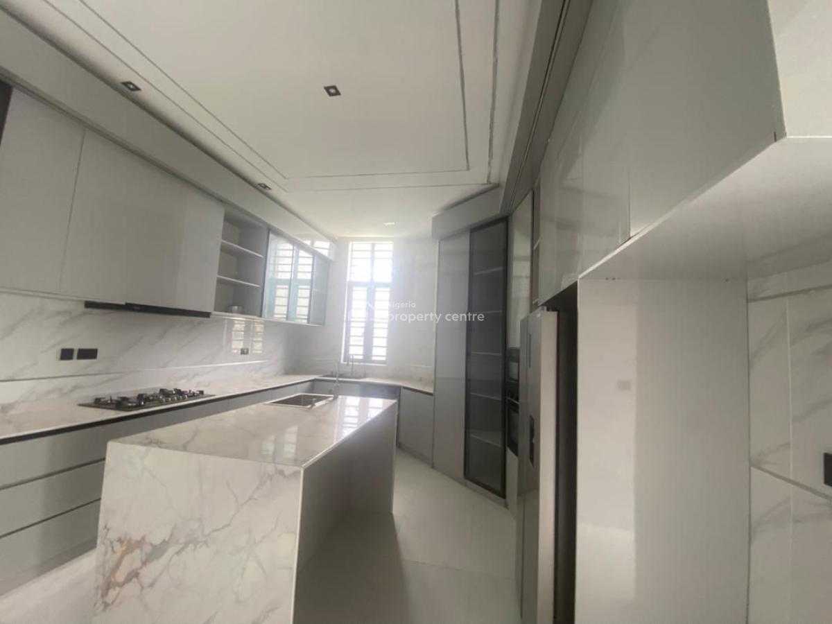 5 Bedroom Fully Detached with Bq, Chevron, Lekki, Lagos, Detached Duplex for Sale