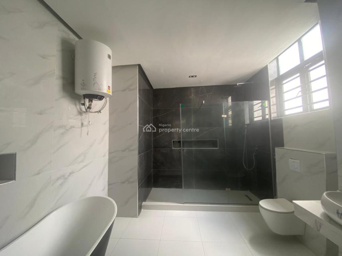 5 Bedroom Fully Detached with Bq, Chevron, Lekki, Lagos, Detached Duplex for Sale