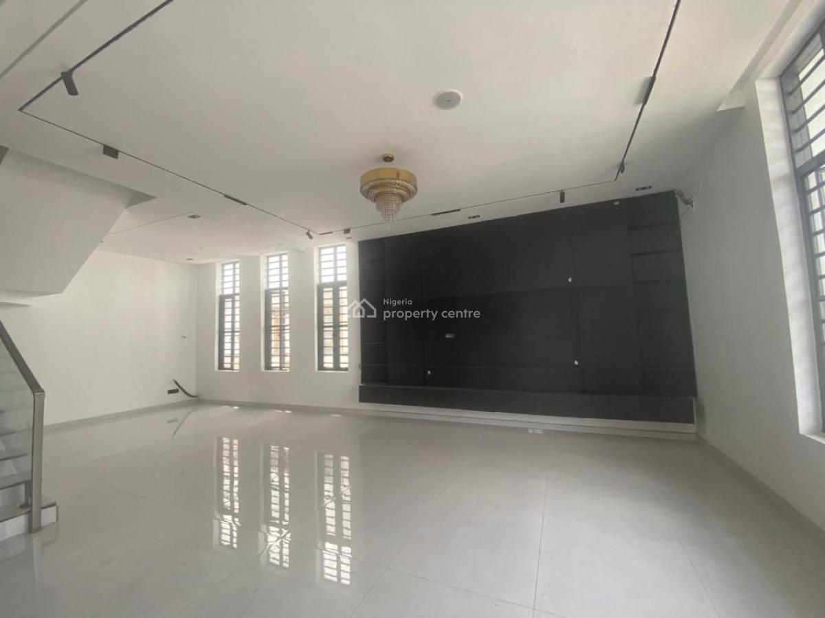 5 Bedroom Fully Detached with Bq, Chevron, Lekki, Lagos, Detached Duplex for Sale