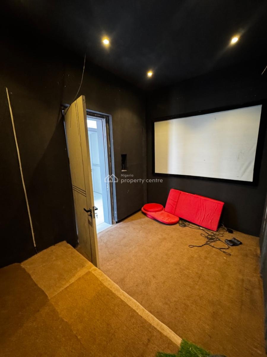 5 Bedrooms Duplex on 2 Floors with Cinema, Gym and Swimming Pool, Ologolo, Lekki, Lagos, House for Sale