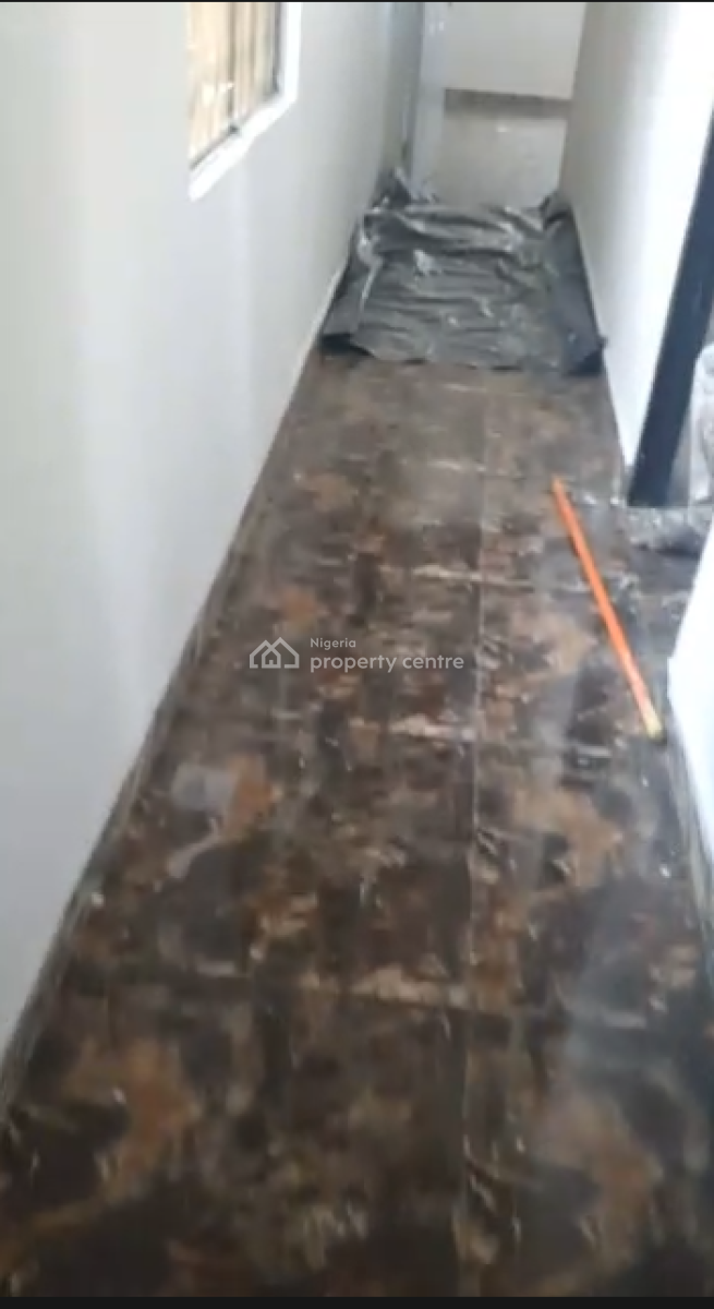 2 Bedroom Apartment, Ogombo, Lekki Phase 2, Lekki, Lagos, Flat / Apartment for Rent