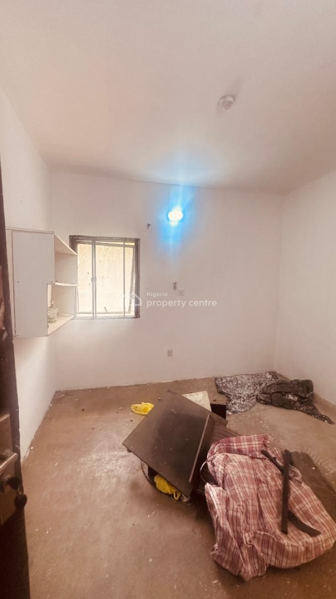 Self Contain, Wuse 2, Abuja, Self Contain (single Rooms) for Rent