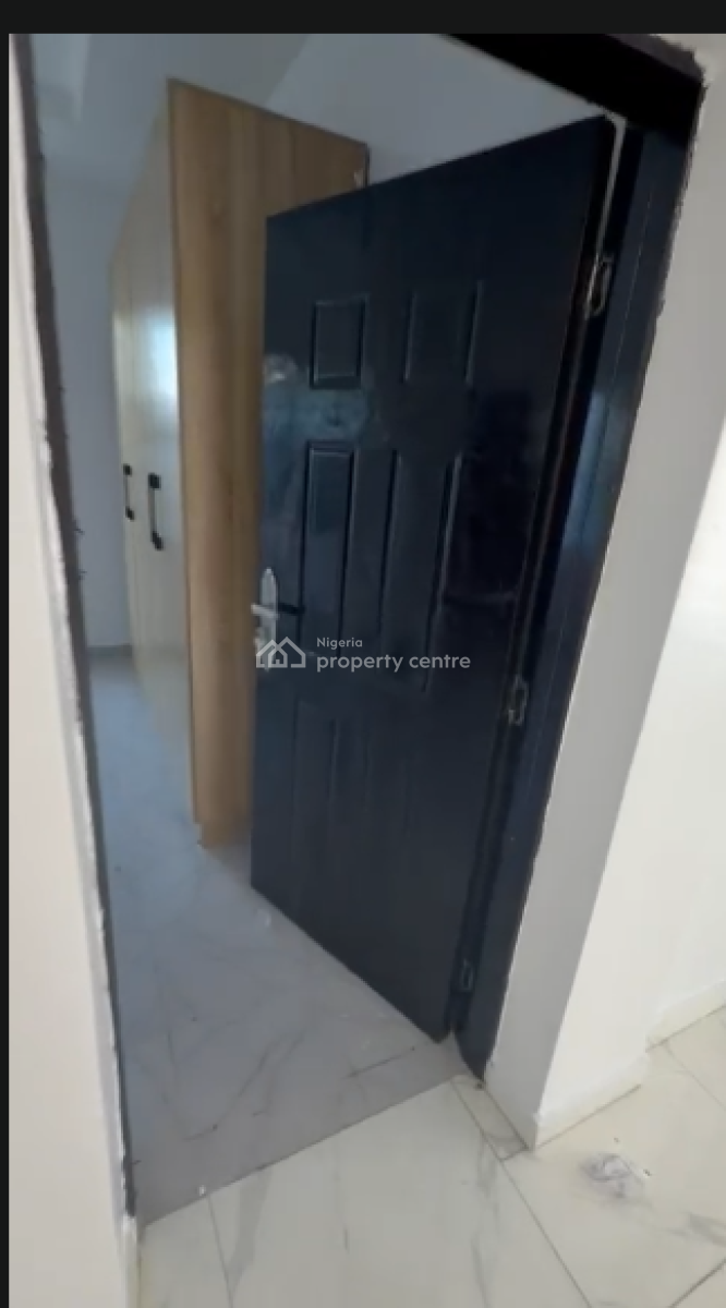 Spacious 2 Bedroom Flat, Ikate, Lekki, Lagos, Flat / Apartment for Rent