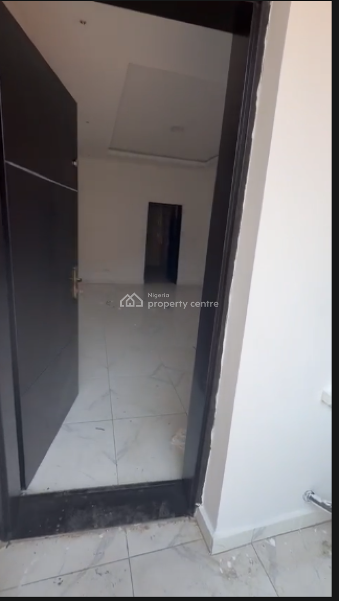 Spacious 2 Bedroom Flat, Ikate, Lekki, Lagos, Flat / Apartment for Rent