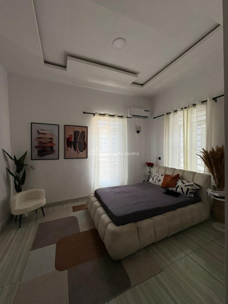 1 Bedroom Shared Apartment, Osapa, Lekki, Lagos, Mini Flat (room and Parlour) for Rent