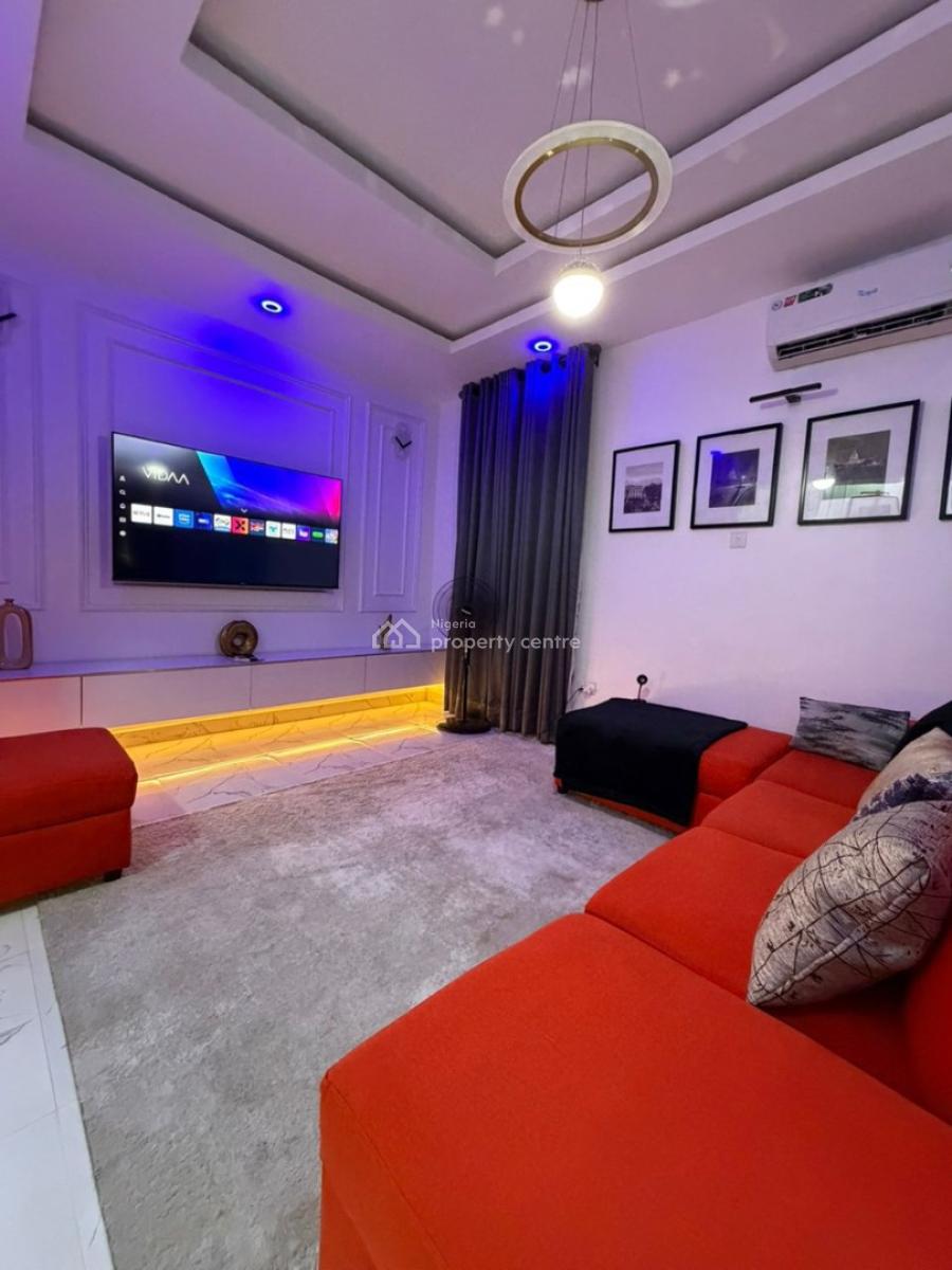 Lush 3 Bedroom Fully Furnished and Serviced Apartment, Off Admiralty Way, Lekki Phase 1, Lekki, Lagos, Flat / Apartment for Rent