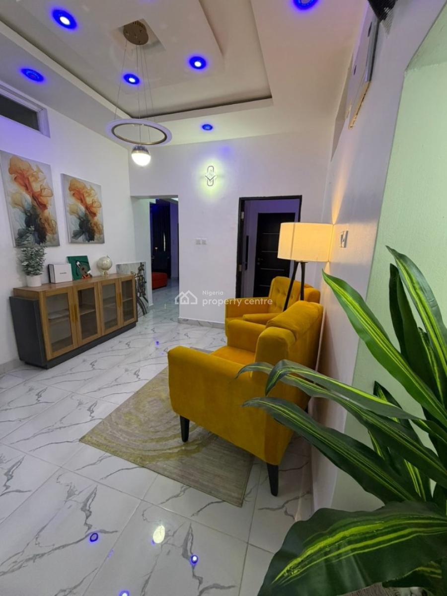 Lush 3 Bedroom Fully Furnished and Serviced Apartment, Off Admiralty Way, Lekki Phase 1, Lekki, Lagos, Flat / Apartment for Rent