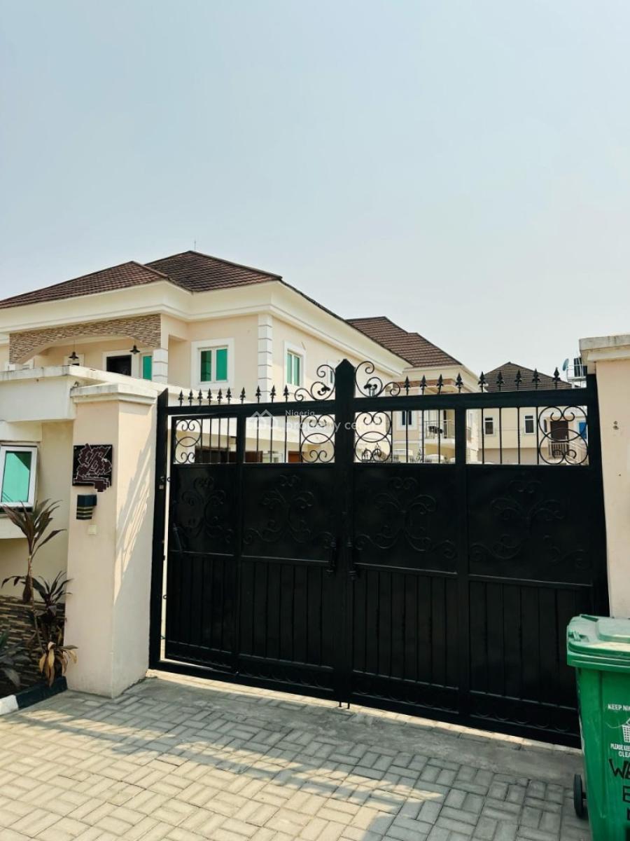 Lush 3 Bedroom Fully Furnished and Serviced Apartment, Off Admiralty Way, Lekki Phase 1, Lekki, Lagos, Flat / Apartment for Rent