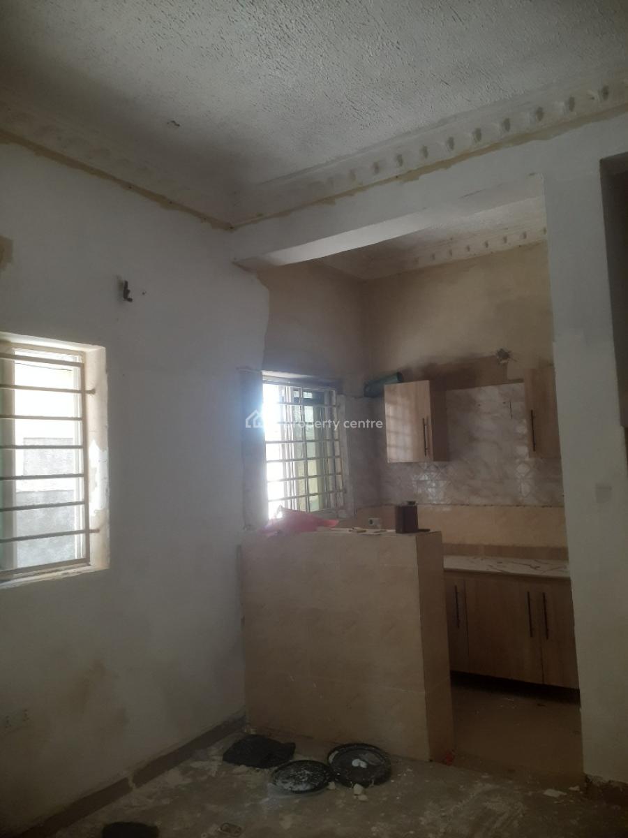 Renovated Miniflat in a Serene Estate, Off Alpha Beach Road New Road, Igbo Efon, Lekki, Lagos, Mini Flat (room and Parlour) for Rent
