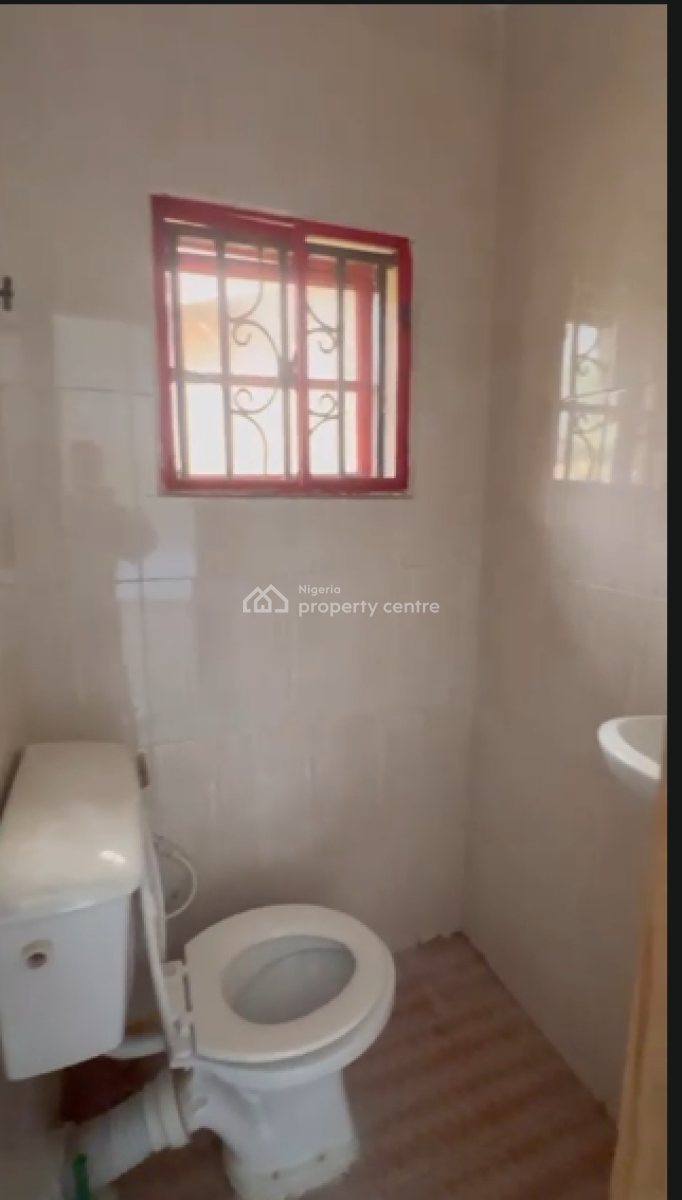 Spacious 3 Bedroom Apartment, Thomas Estate, Ajah, Lekki Phase 2, Lekki, Lagos, Flat / Apartment for Rent