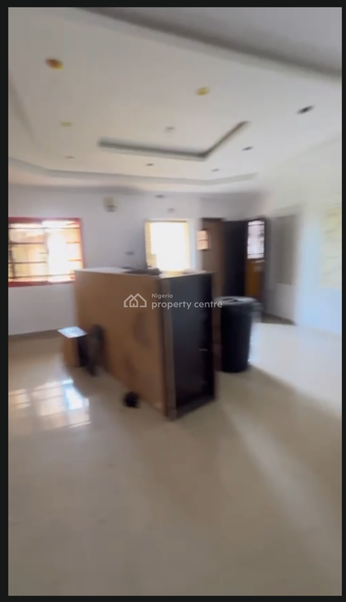 Spacious 3 Bedroom Apartment, Thomas Estate, Ajah, Lekki Phase 2, Lekki, Lagos, Flat / Apartment for Rent