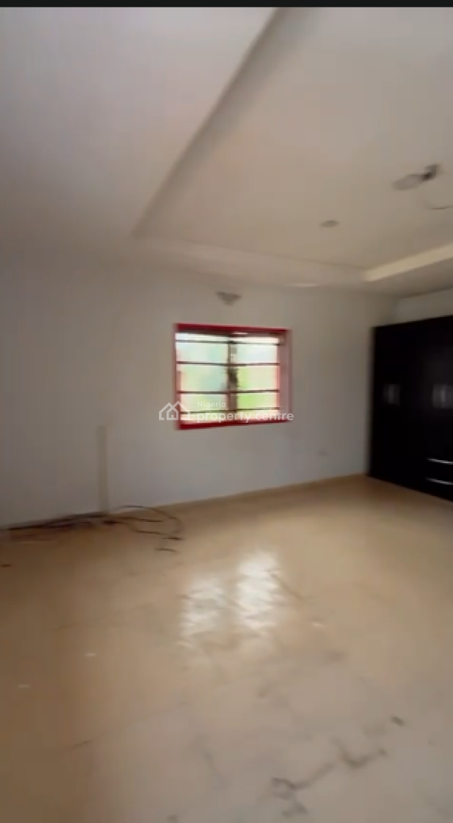 Spacious 3 Bedroom Apartment, Thomas Estate, Ajah, Lekki Phase 2, Lekki, Lagos, Flat / Apartment for Rent