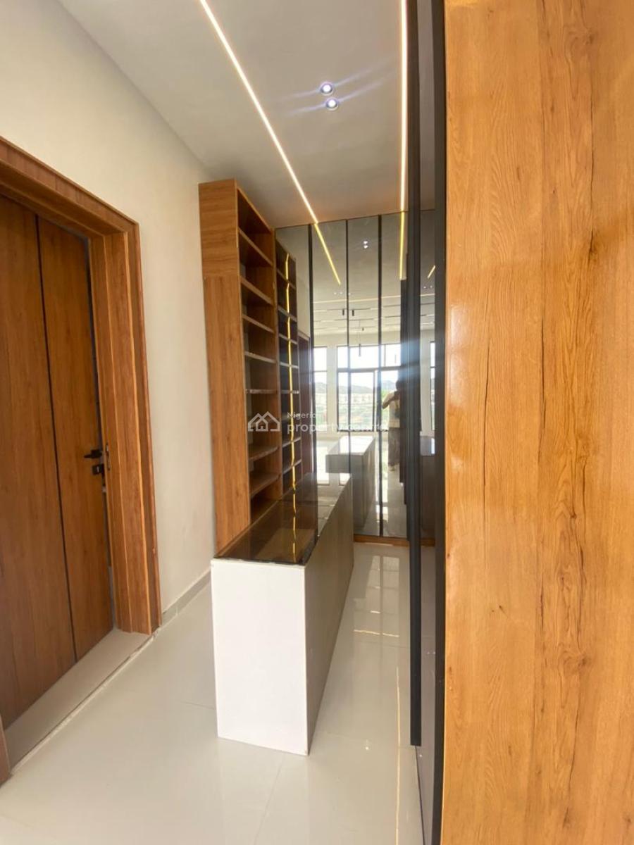 Spacious Well Built 5 Bedroom Fully Detached Duplex, Orchid Road, Lekki, Lagos, Detached Duplex for Sale