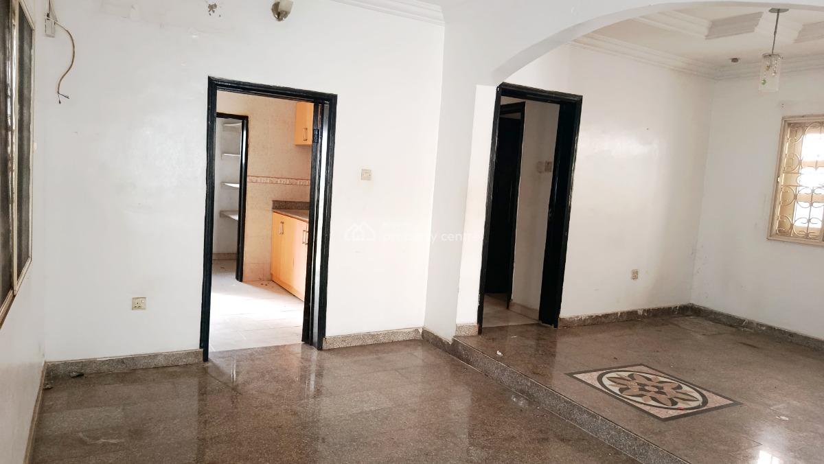 Spacious 2 Bedroom Flat All En-suite, By Adetoro Adelaja Street, Gra Phase 2, Magodo, Lagos, Flat / Apartment for Rent