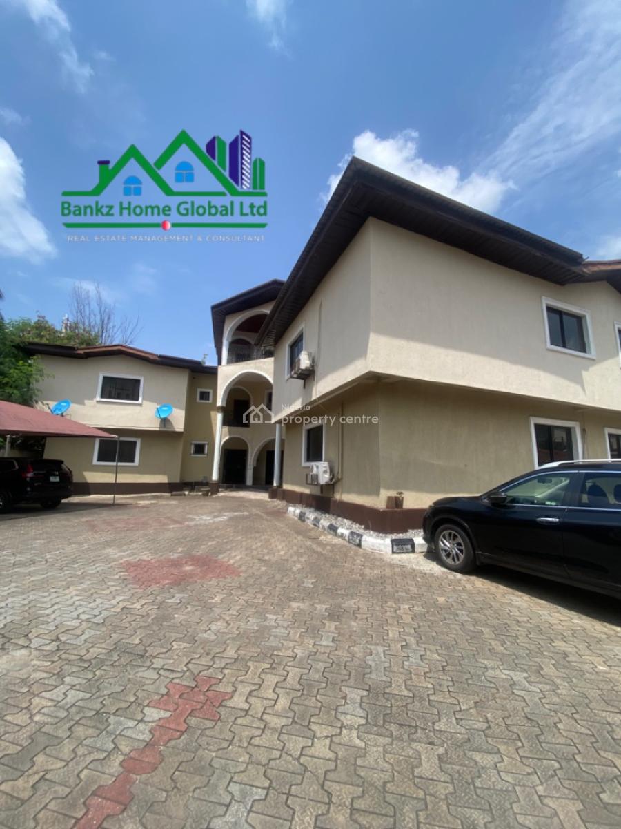 Spacious Three Bedroom Apartment with a Bq, Ikoyi, Lagos, Flat / Apartment for Rent