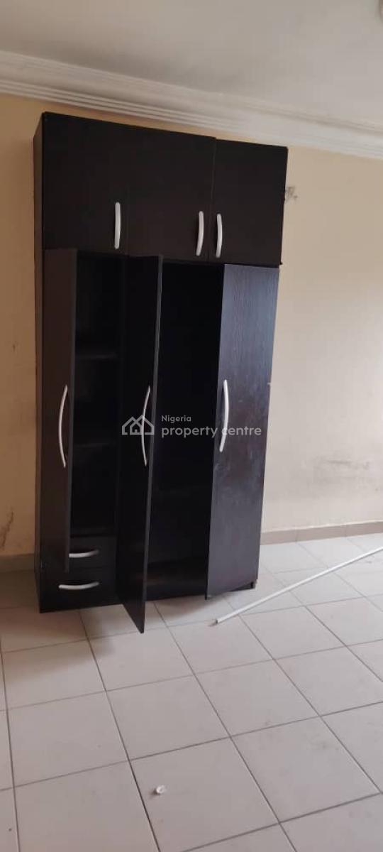 3 Bedroom Flat on The Second Floor, Wuse 2, Abuja, Flat / Apartment for Rent