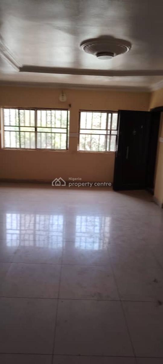 3 Bedroom Flat on The Second Floor, Wuse 2, Abuja, Flat / Apartment for Rent