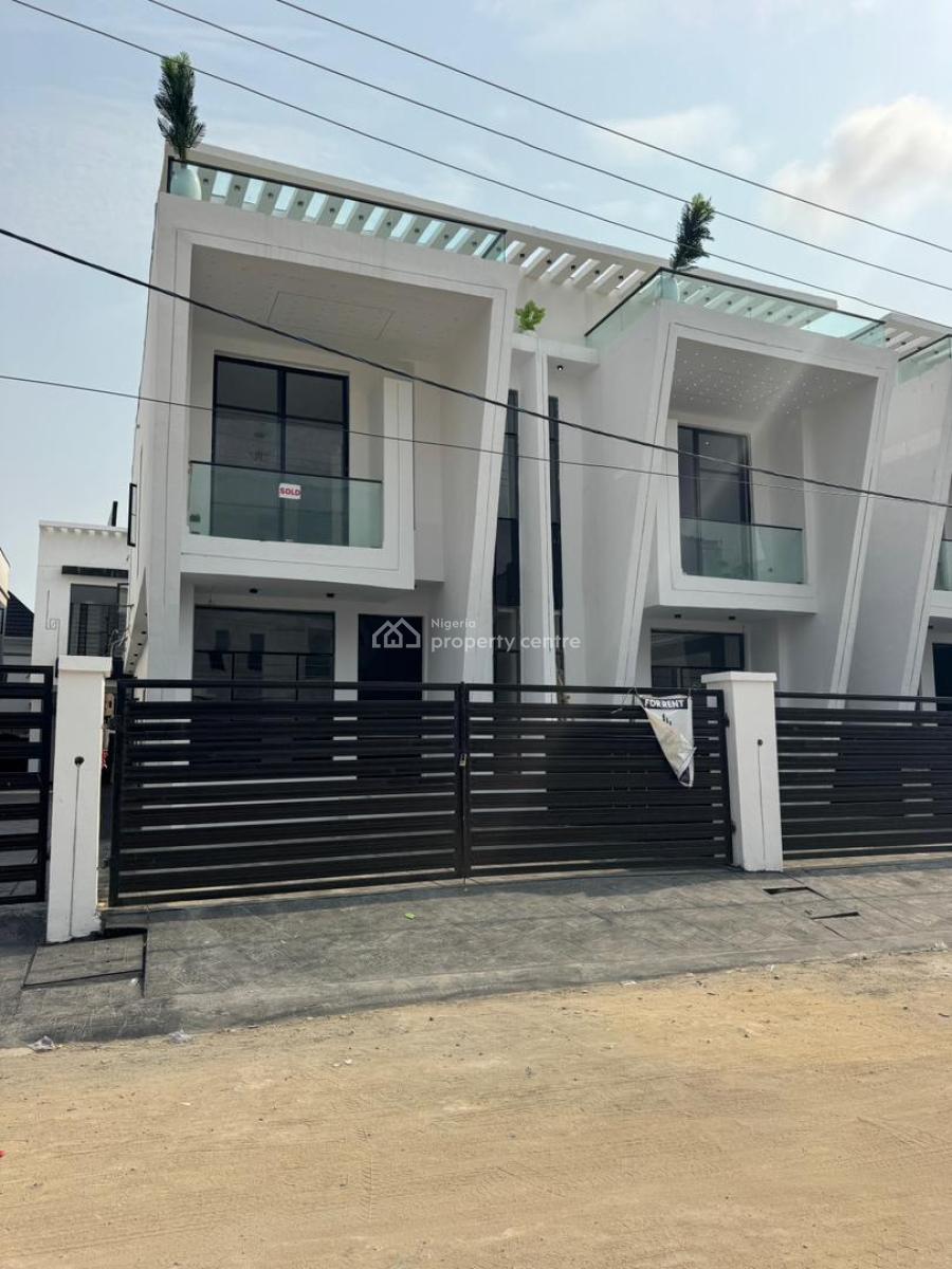 Self Serviced  Luxury 5  Bedroom Duplex with a Pool, Ikota, Lekki, Lagos, Detached Duplex for Sale