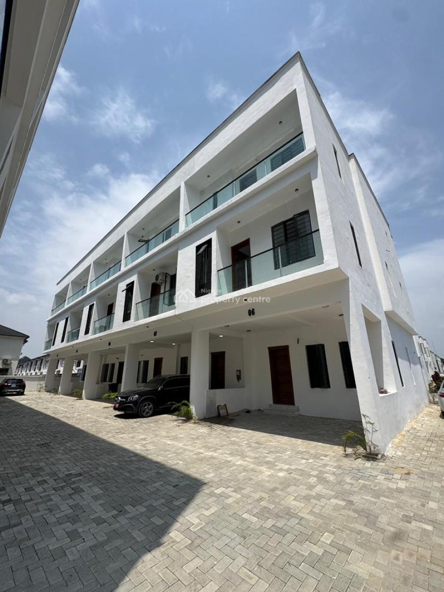 Fully Serviced and Spacious 4 Bedroom Duplex with Bq on 2 Floors, Lekki, Lagos, Detached Duplex for Sale