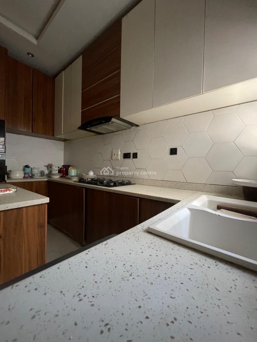 Very Well Furnished 4 Bedroom Duplex on 2 Floors, Ilasan, Lekki, Lagos, Semi-detached Duplex for Rent