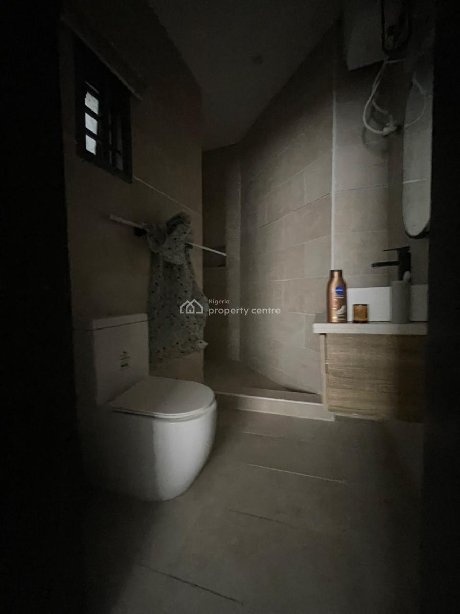 Very Well Furnished 4 Bedroom Duplex on 2 Floors, Ilasan, Lekki, Lagos, Semi-detached Duplex for Rent