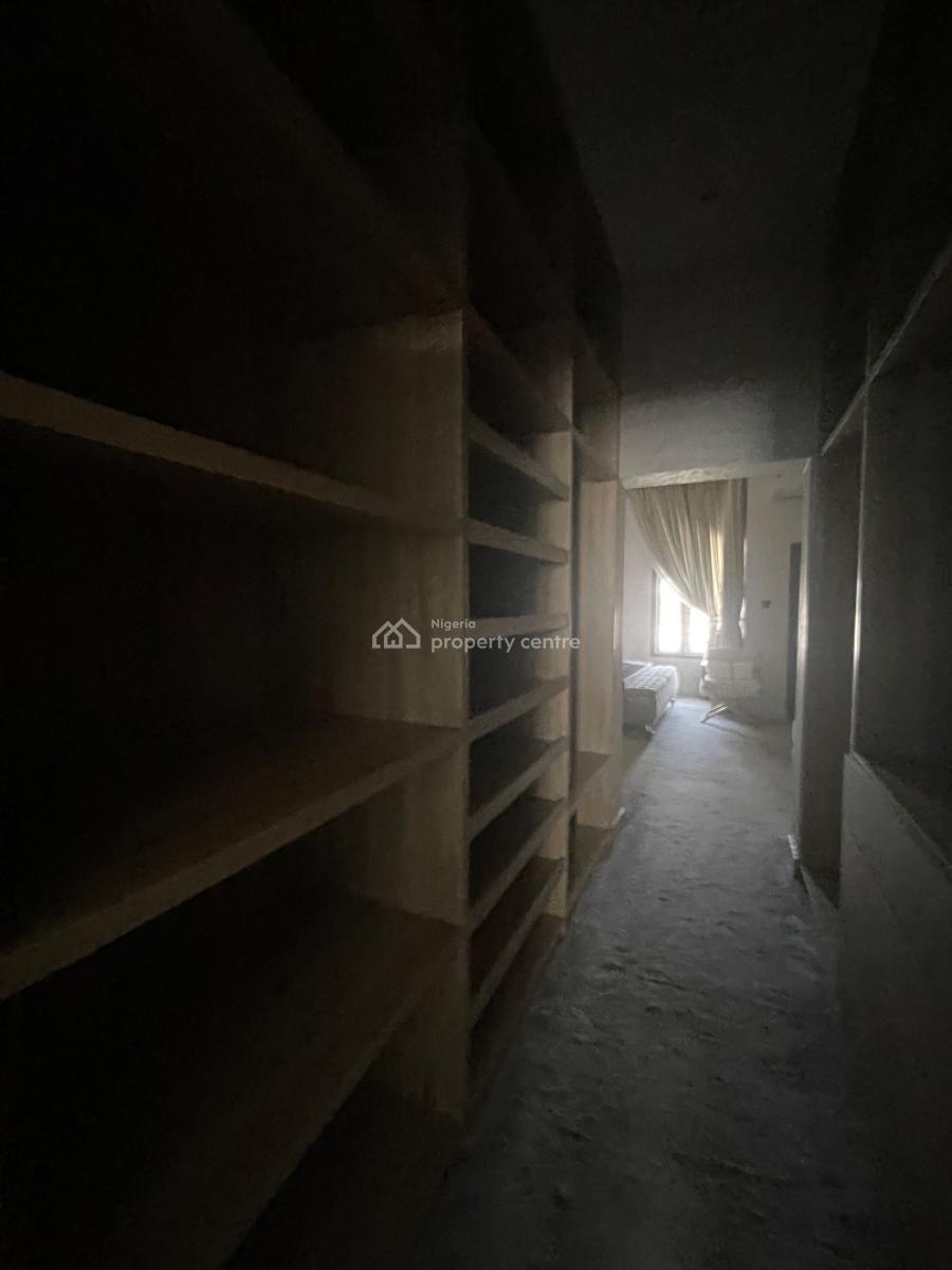 Very Well Furnished 4 Bedroom Duplex on 2 Floors, Ilasan, Lekki, Lagos, Semi-detached Duplex for Rent