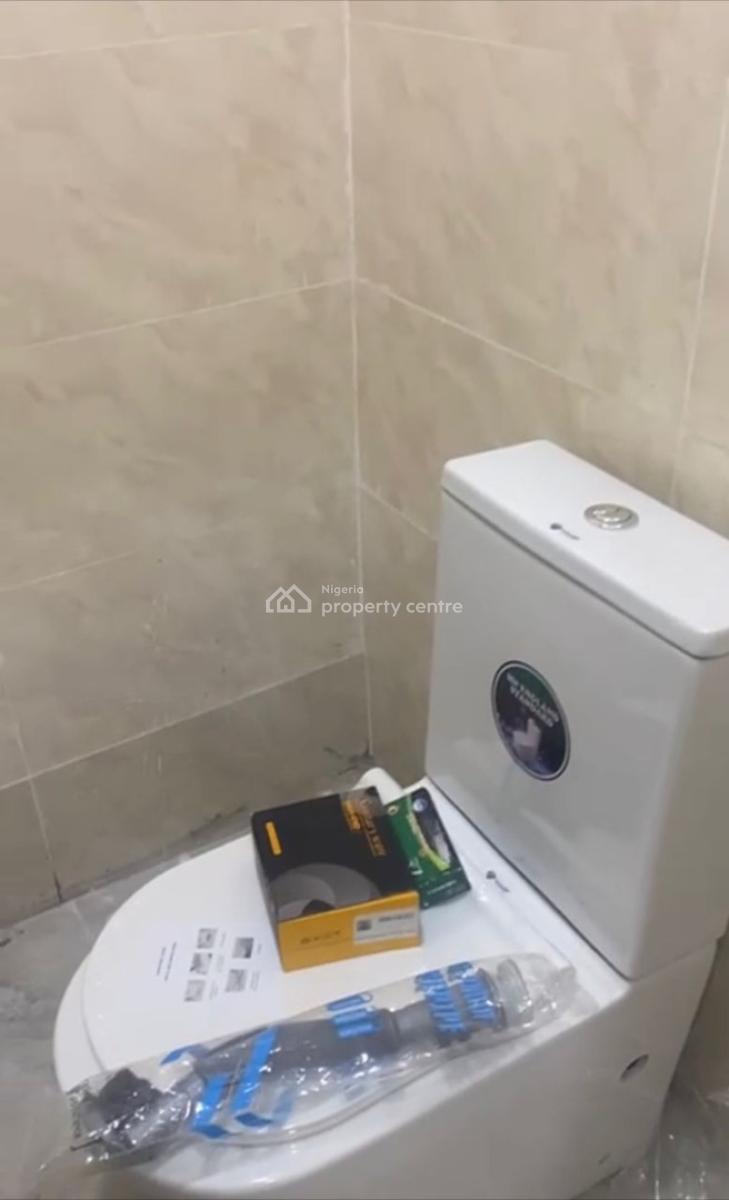 Brand New Spacious Shop Space Available, Ikate Lekki Lagos, Ikate, Lekki, Lagos, Shop for Rent