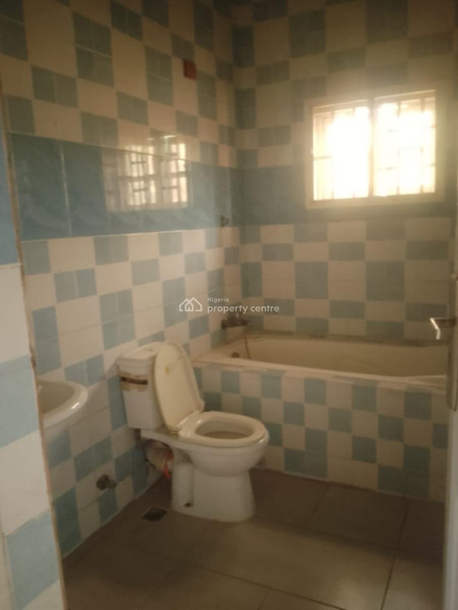 Over Spaciously Built 3 Bedrooms Flat, Gudu, Abuja, Flat / Apartment for Rent