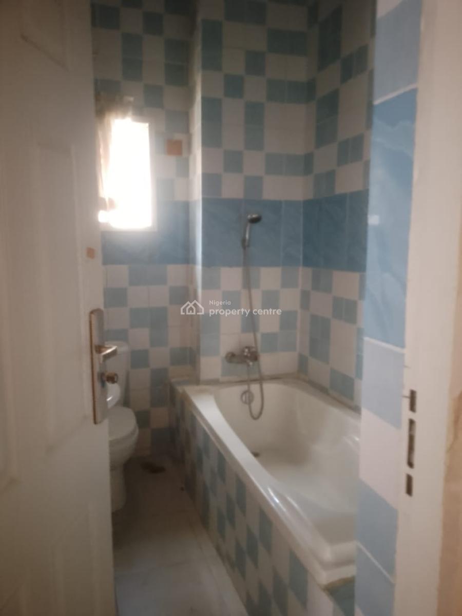 Over Spaciously Built 3 Bedrooms Flat, Gudu, Abuja, Flat / Apartment for Rent