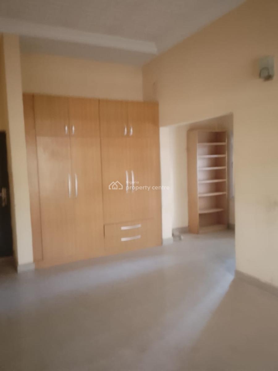 Over Spaciously Built 3 Bedrooms Flat, Gudu, Abuja, Flat / Apartment for Rent