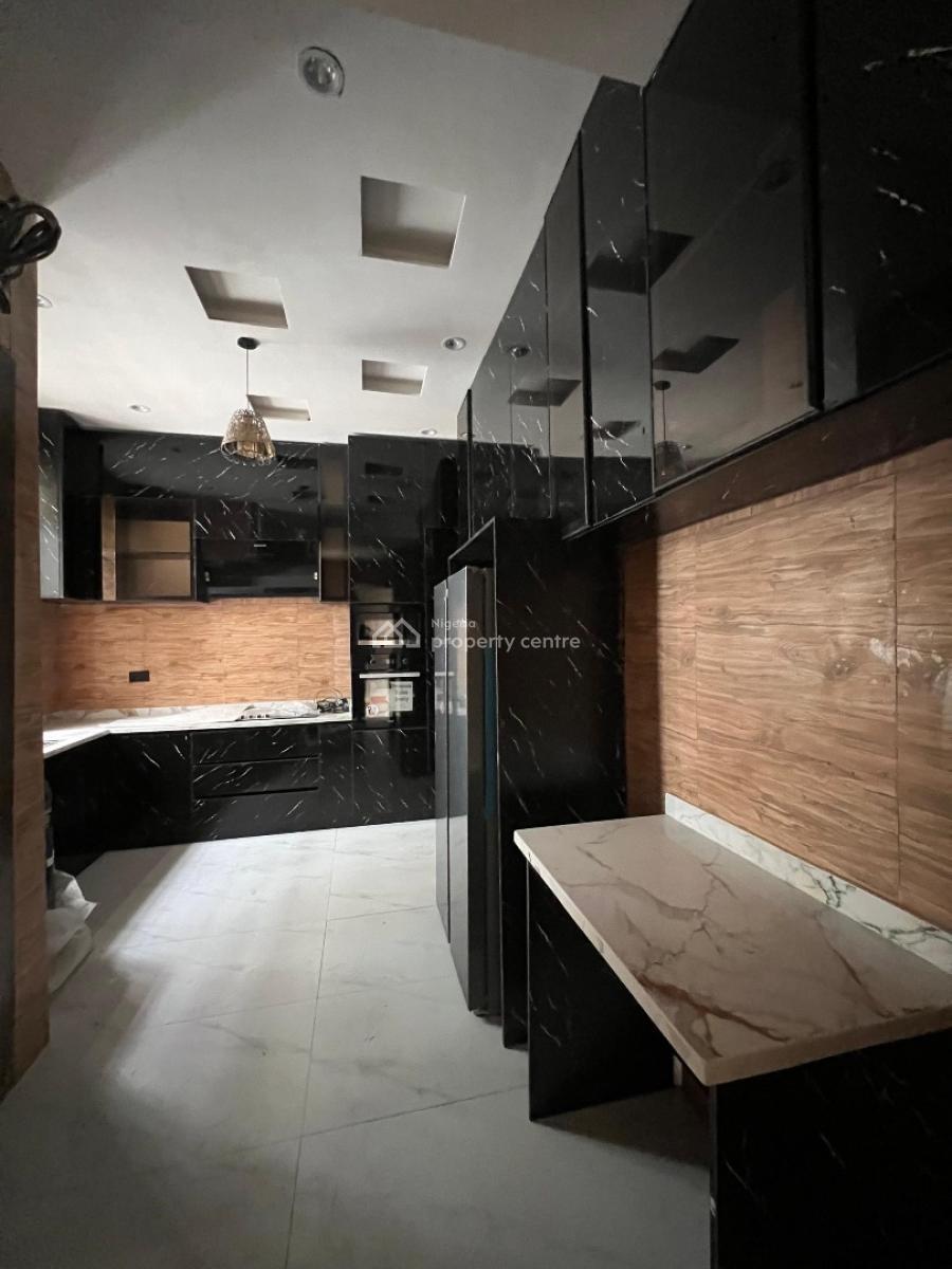 Premium Fully Serviced 3 Apartment, Lekki Phase 1, Lekki, Lagos, Flat / Apartment for Sale