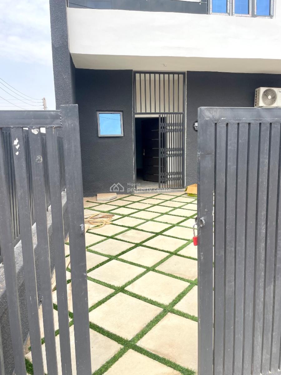 Spacious 3 Bedrooms Terrace Duplex, Kabusa Gardens Extension, Lokogoma District, Abuja, Terraced Duplex for Sale