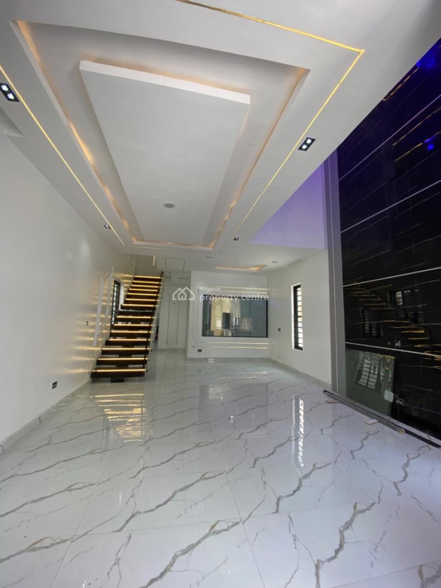 5 Bedroom Fully Detached Duplex with Bq, Ologolo, Lekki, Lagos, Detached Duplex for Sale