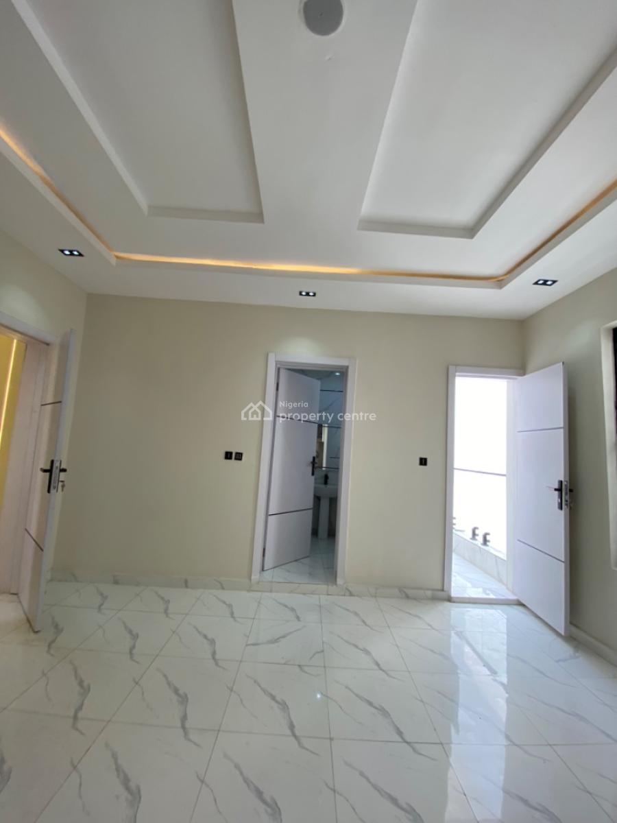 5 Bedroom Fully Detached Duplex with Bq, Ologolo, Lekki, Lagos, Detached Duplex for Sale