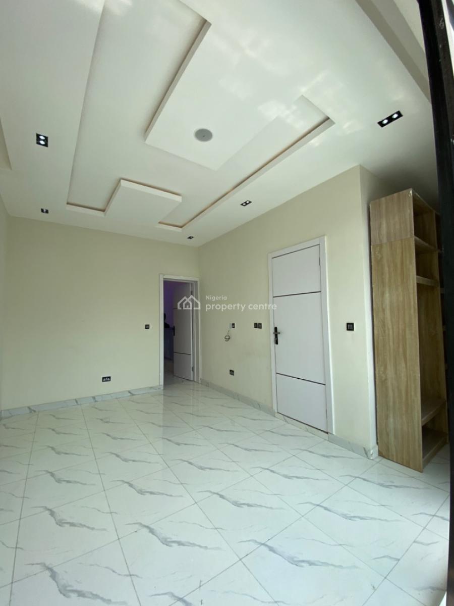 5 Bedroom Fully Detached Duplex with Bq, Ologolo, Lekki, Lagos, Detached Duplex for Sale