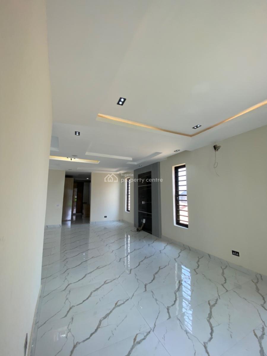 5 Bedroom Fully Detached Duplex with Bq, Ologolo, Lekki, Lagos, Detached Duplex for Sale