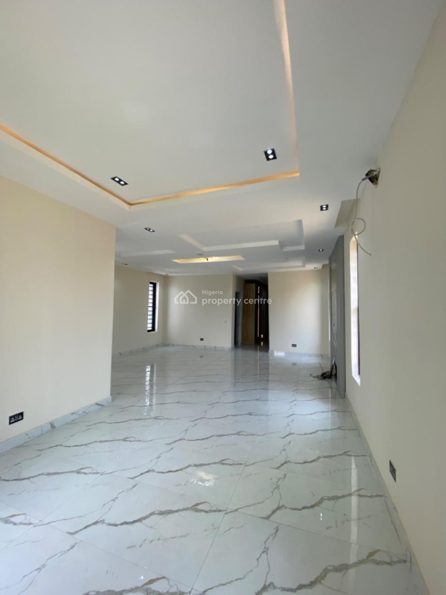 5 Bedroom Fully Detached Duplex with Bq, Ologolo, Lekki, Lagos, Detached Duplex for Sale