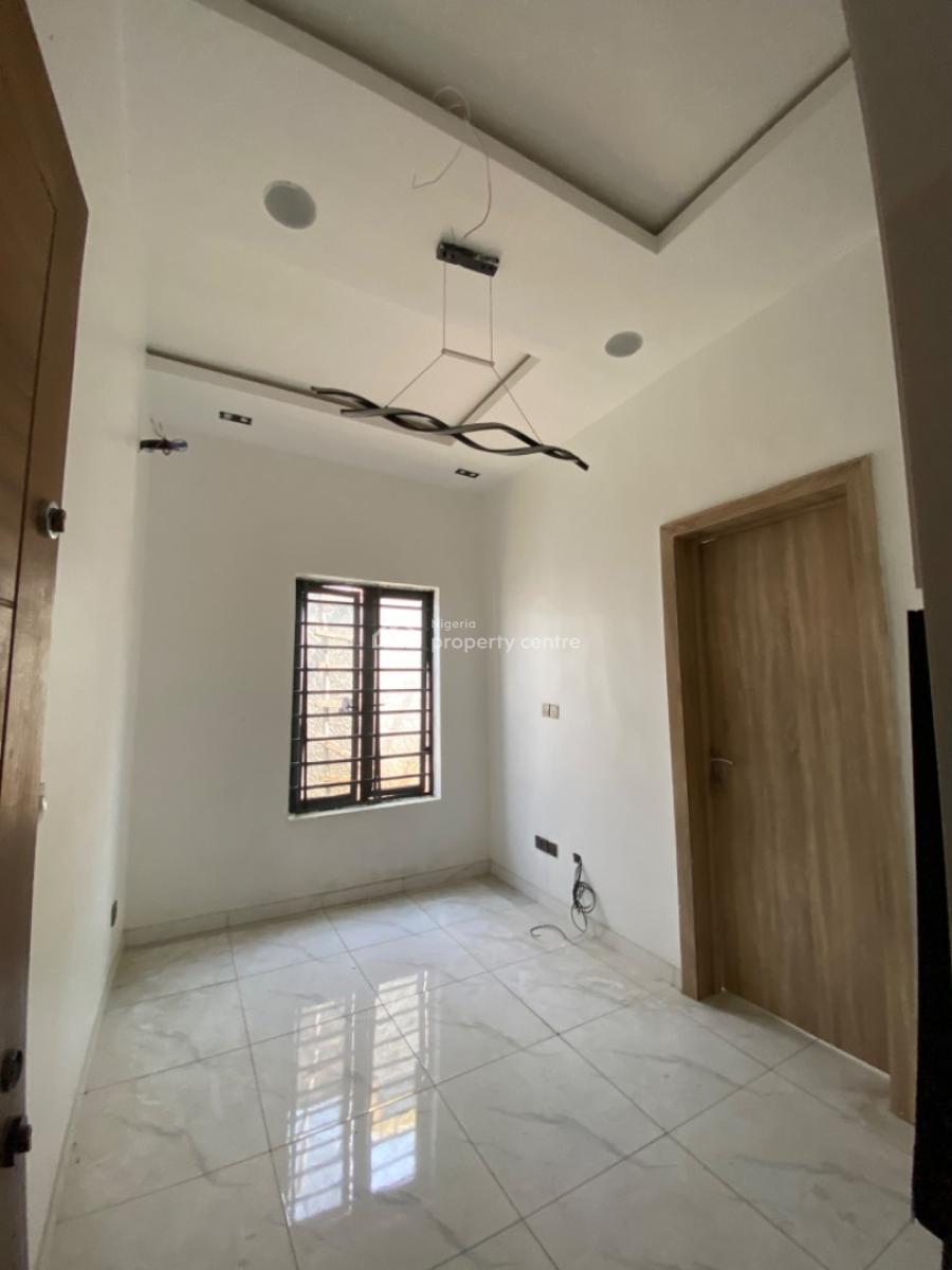 1 Bedroom Apartment, Ologolo Estate, Lekki, Lagos, Flat / Apartment for Sale