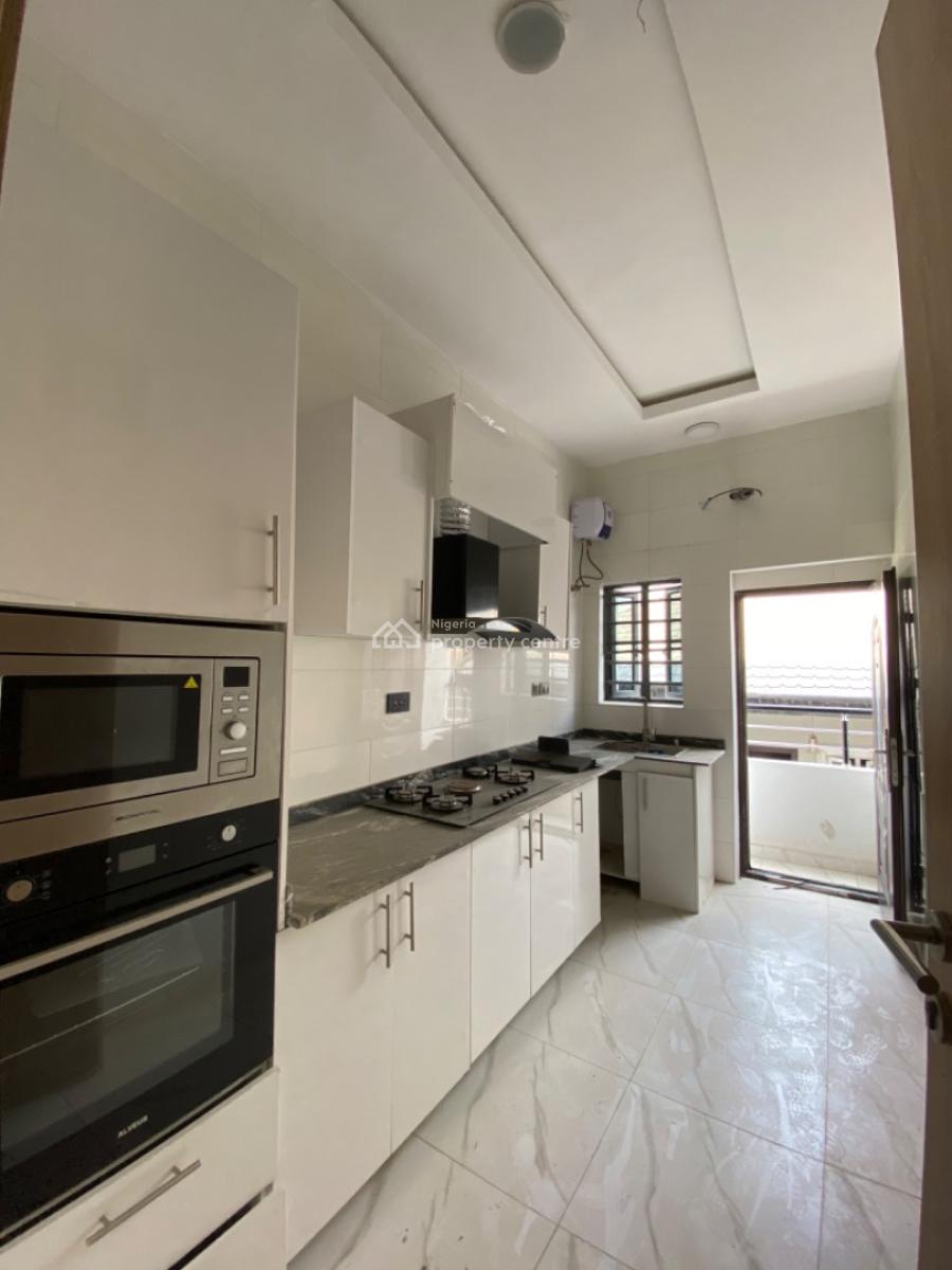 2 Bedroom Apartment, Ologolo, Lekki, Lagos, Flat / Apartment for Sale