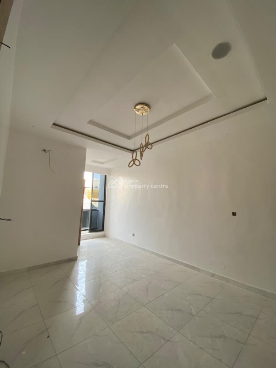 2 Bedroom Apartment, Ologolo, Lekki, Lagos, Flat / Apartment for Sale