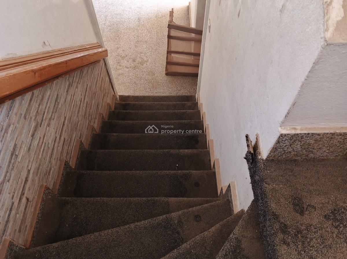 4 Bedroom Semi-detached Duplex Having Its Own Compound with Gate, Amino Kano Crescent, Wuse 2, Abuja, Semi-detached Duplex for Rent