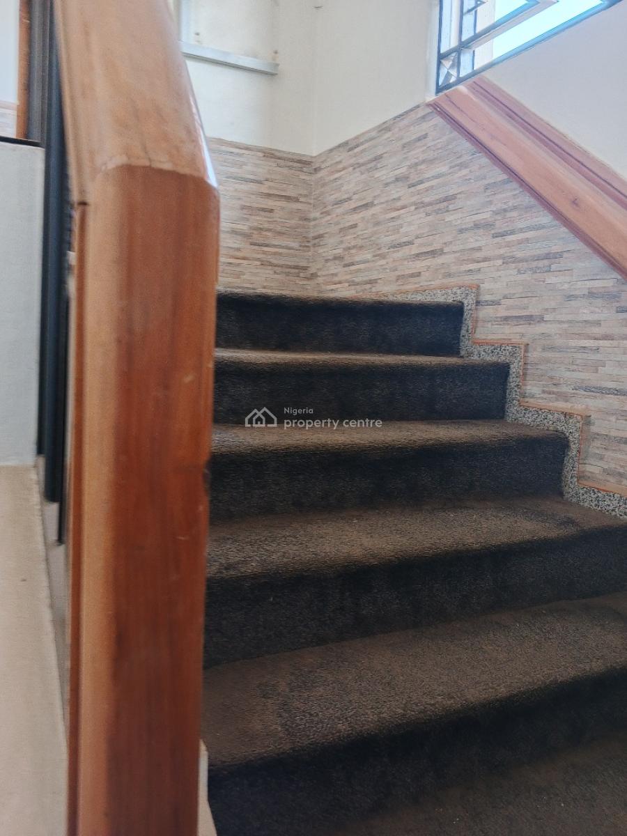 4 Bedroom Semi-detached Duplex Having Its Own Compound with Gate, Amino Kano Crescent, Wuse 2, Abuja, Semi-detached Duplex for Rent