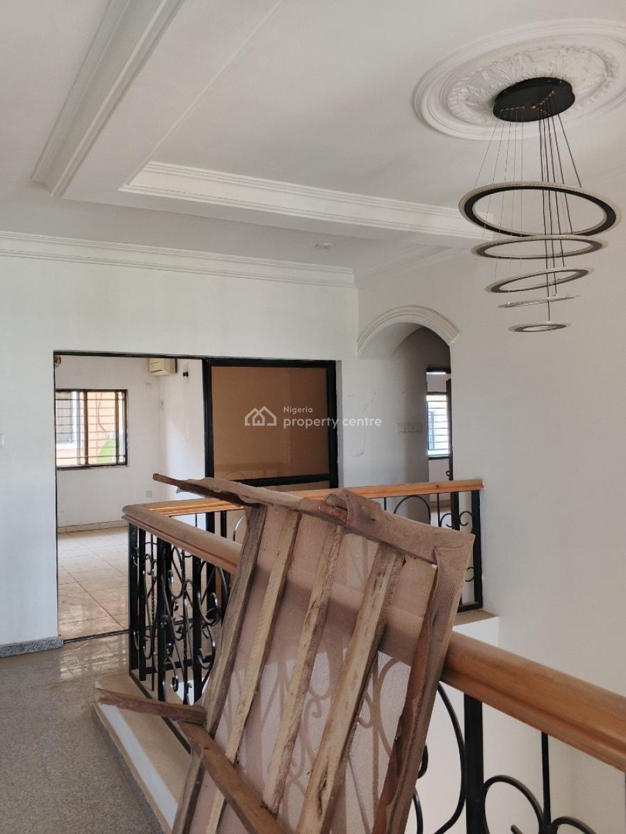 4 Bedroom Semi-detached Duplex Having Its Own Compound with Gate, Amino Kano Crescent, Wuse 2, Abuja, Semi-detached Duplex for Rent