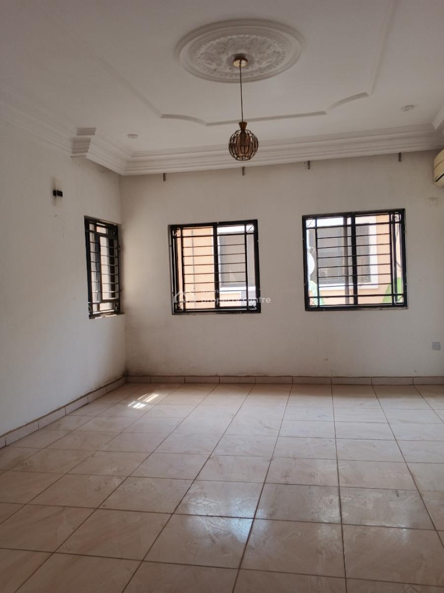 4 Bedroom Semi-detached Duplex Having Its Own Compound with Gate, Amino Kano Crescent, Wuse 2, Abuja, Semi-detached Duplex for Rent