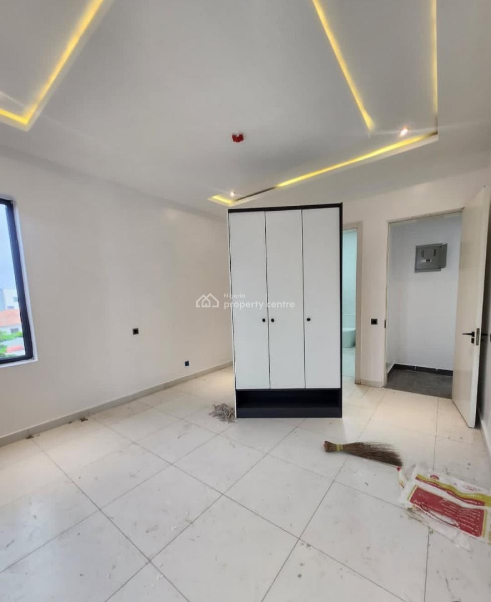 1, Lekki Phase 1, Lekki, Lagos, Flat / Apartment for Rent