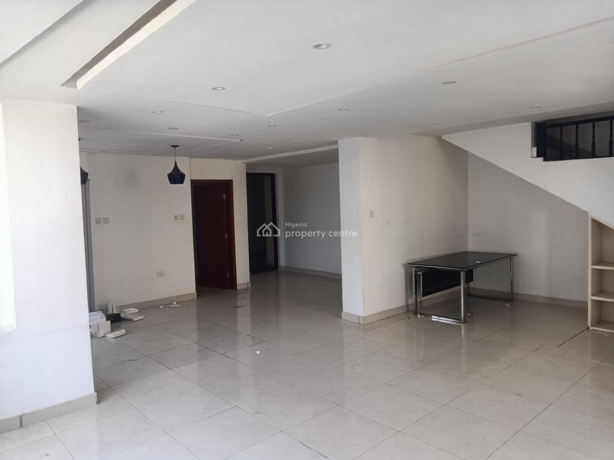 3 Bedroom Terrace, Muriokunla Street, Victoria Island (vi), Lagos, Flat / Apartment for Rent